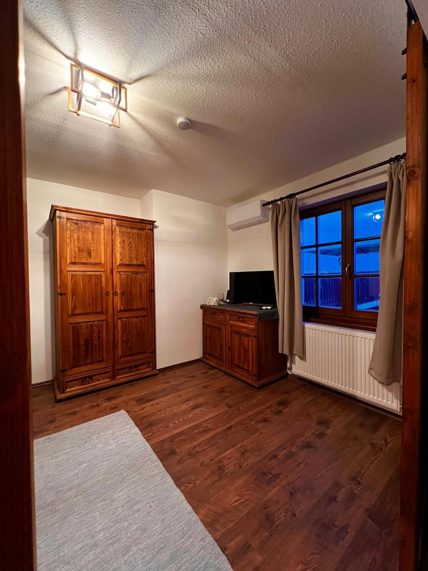 Pilisi Lovas Major, Dorog Bed & Breakfast Eksteriør bilde