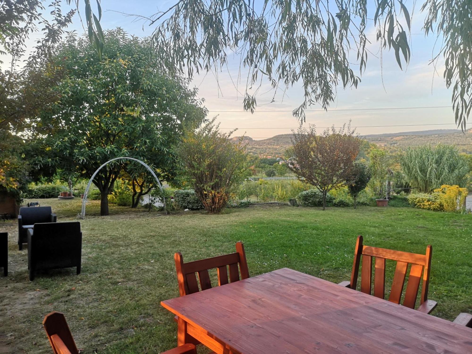 Pilisi Lovas Major, Dorog Bed & Breakfast Eksteriør bilde